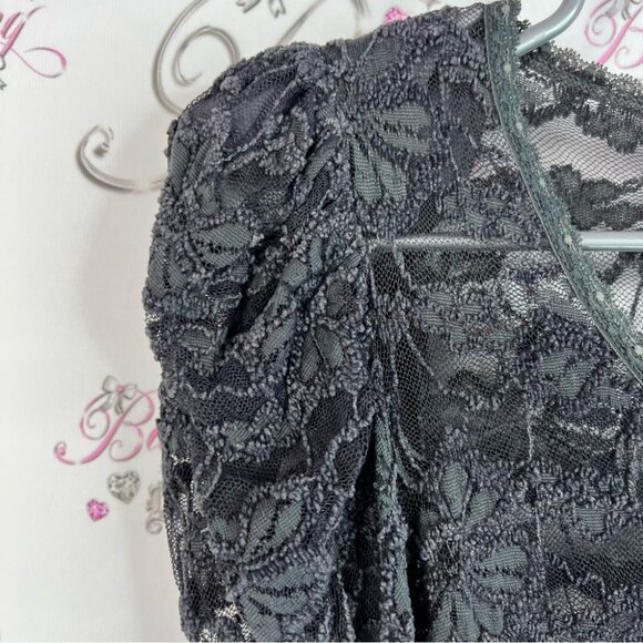 Rendez vous Paris lace puff shoulder vintage Lacie floral Chic Black Lace Blouse - Picture 6 of 11